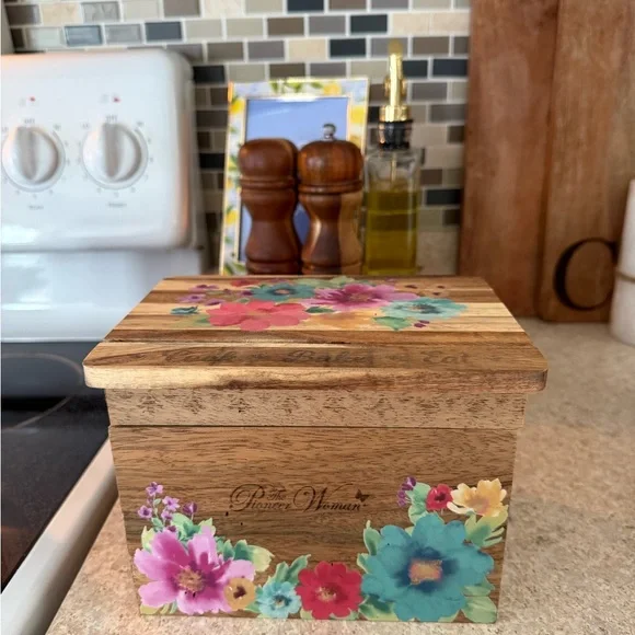 The Pioneer Woman Floral Recipe Box - Brown with Colorful Flowers - Picture 1 of 3